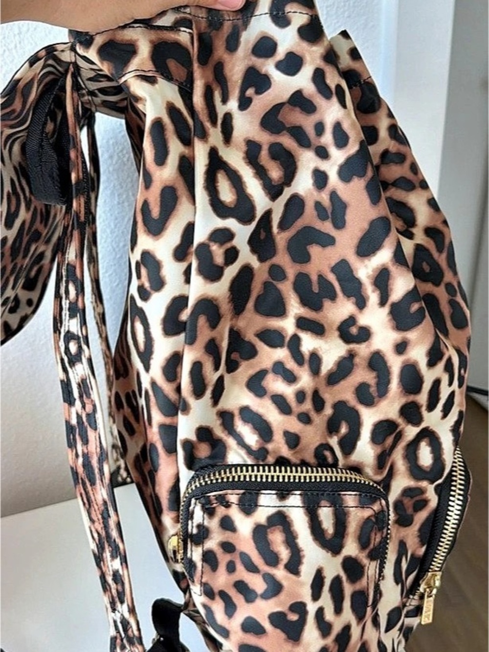 PINK Leopard Print Drawstring Backpack - Picture 5 of 10